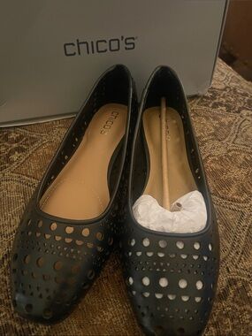 Chico's Black Laser-Cut Leather Ballet Flats SZ 9 NIB
